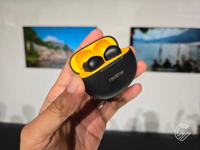 realme-Buds-T01-1.