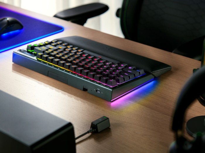  Razer-BlackWidow-V4-Pro-75