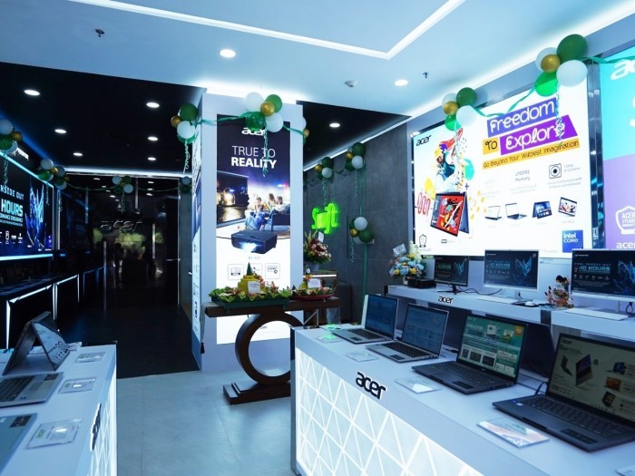 Acer-Store-Makasar-1