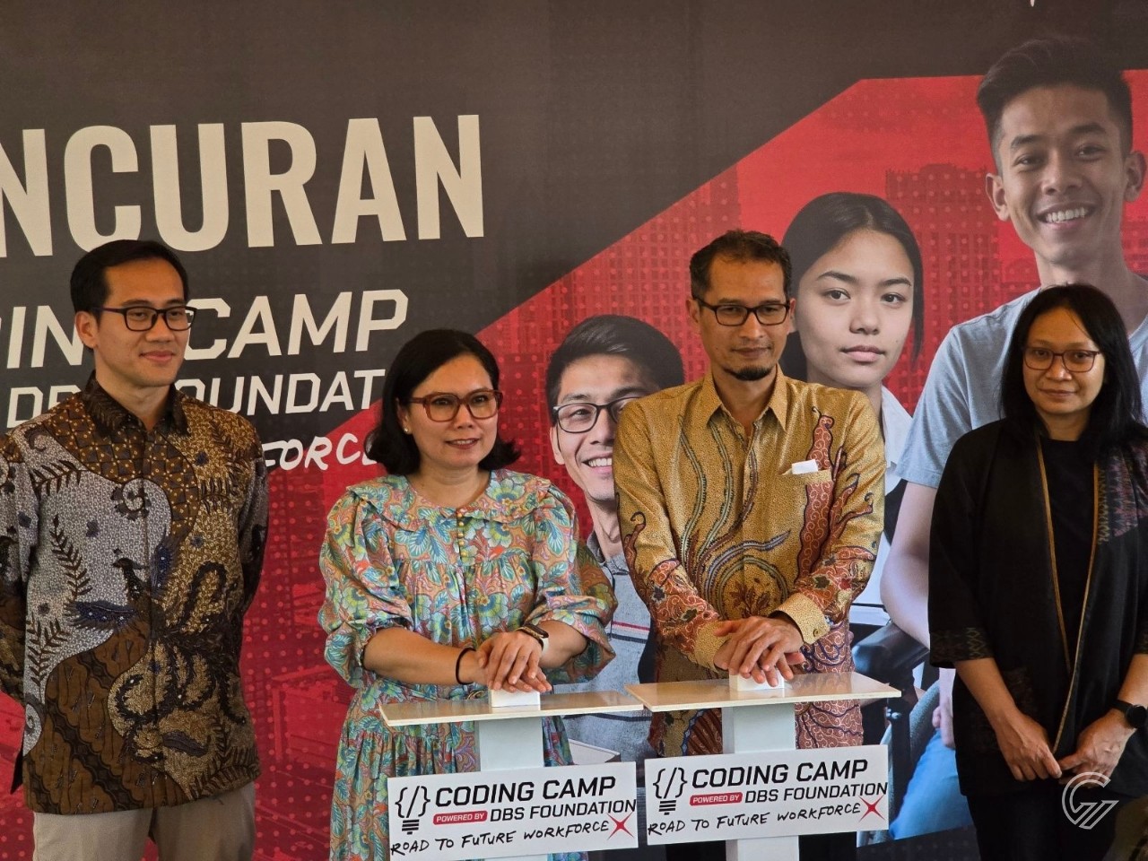 Siap Latih 6.000 Talenta Digital, DBS Foundation Bersama Dicoding Luncurkan Coding Camp 2025 