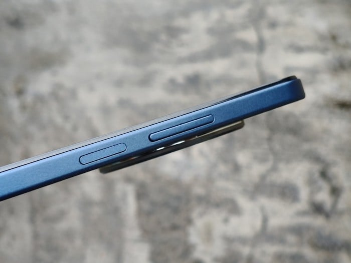 Xiaomi Redmi 14C - Right Side