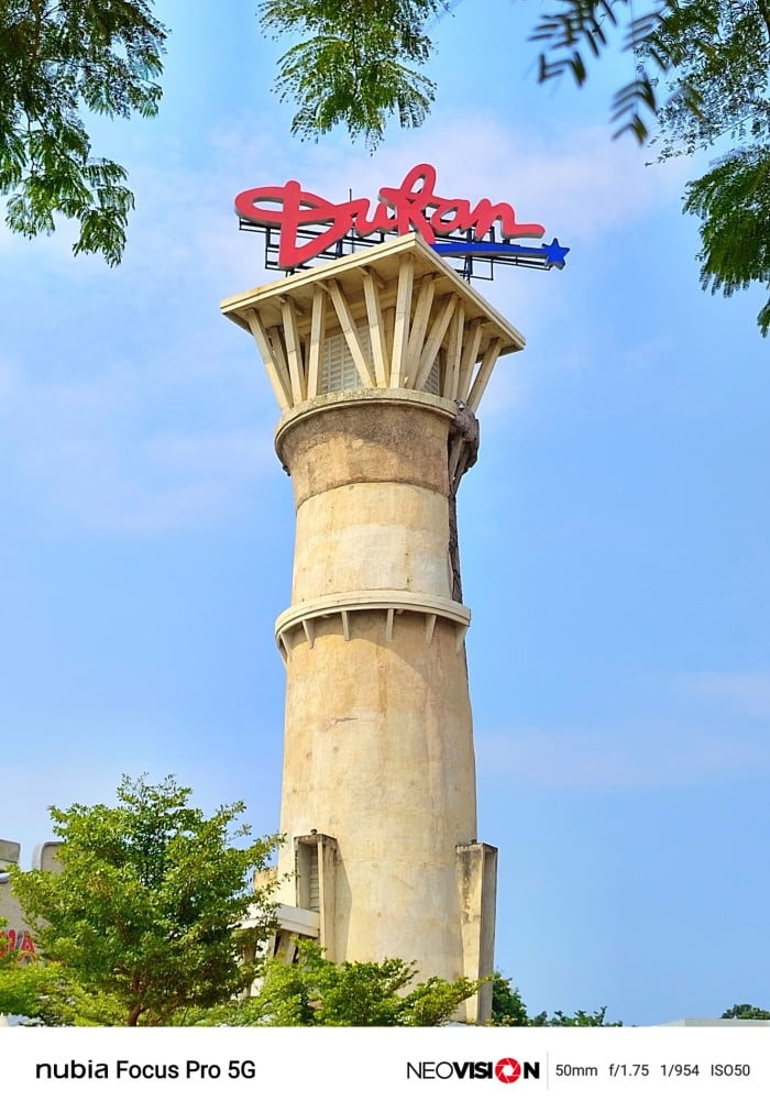 nubia Focus Pro 5G - Dufan Menara