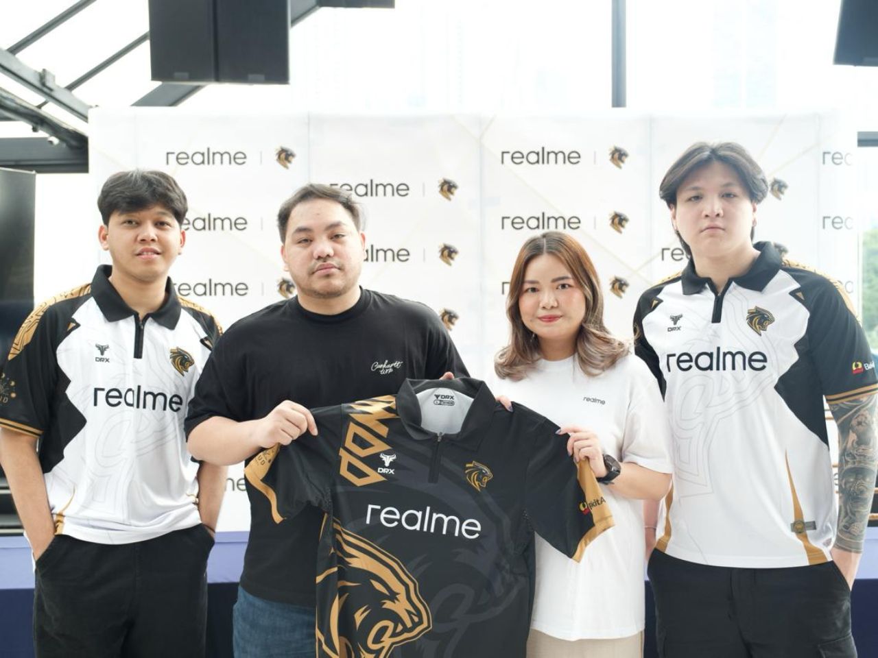 realme Umumkan Kolaborasi dengan Dominator Esports