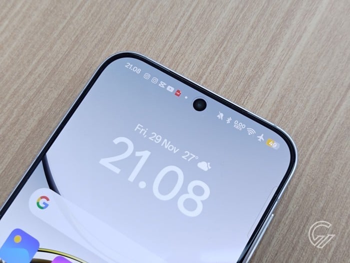 OPPO Find X8 - Display Half Top