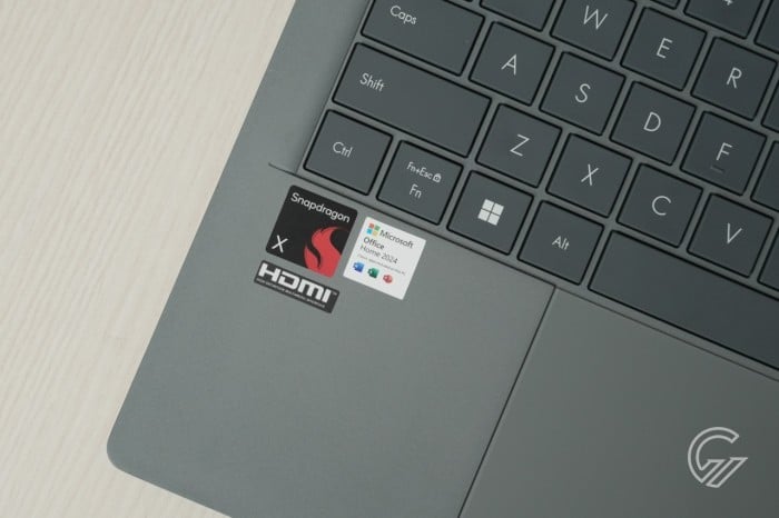 ASUS Zenbook A14 UX3407 - Logo Snapdragon