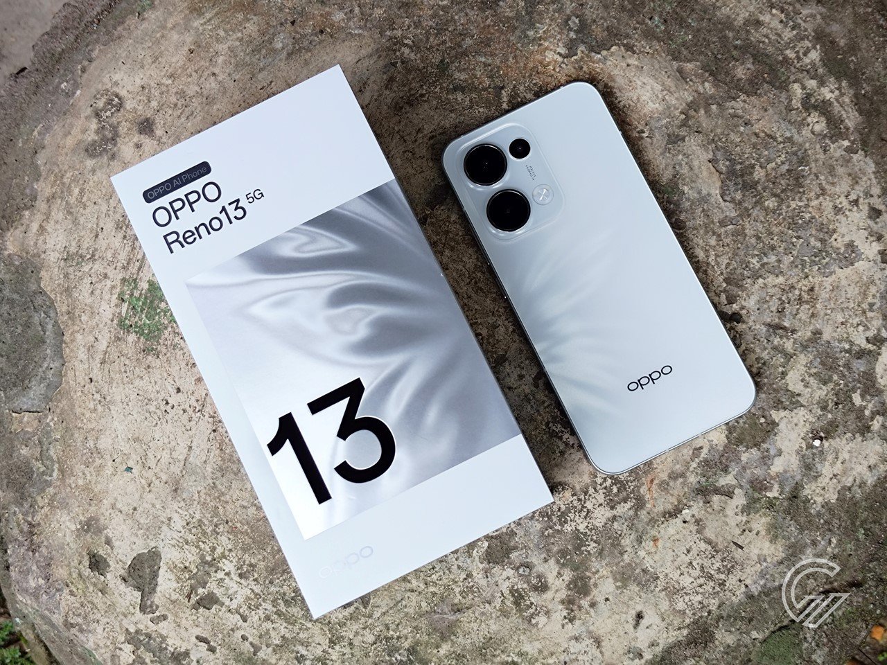 Review OPPO Reno13 5G - Desain Cantik, Fitur Ciamik 