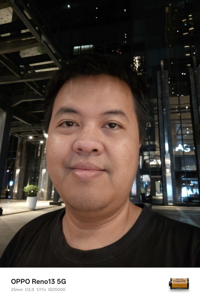 OPPO-Reno13-5G-SelfieMalam-Night