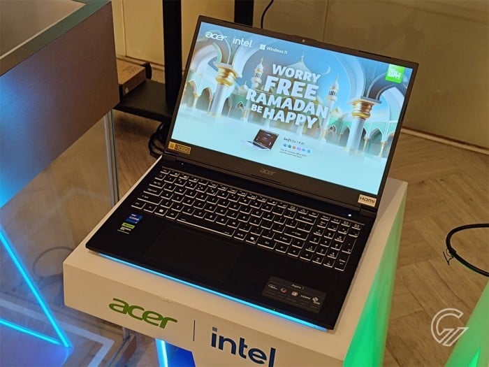 Acer Aspire 7 Pro Display