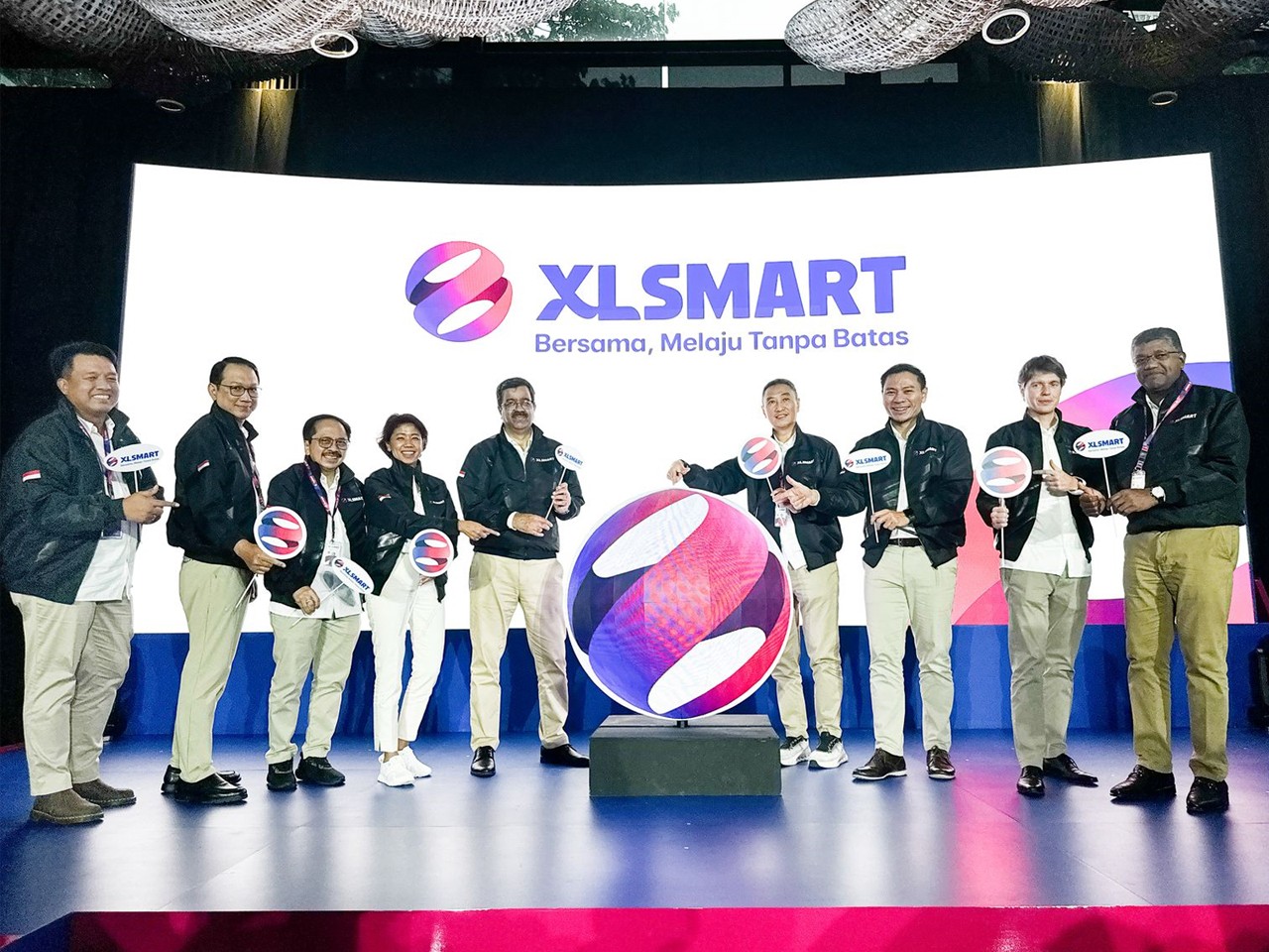 XLSMART Feature