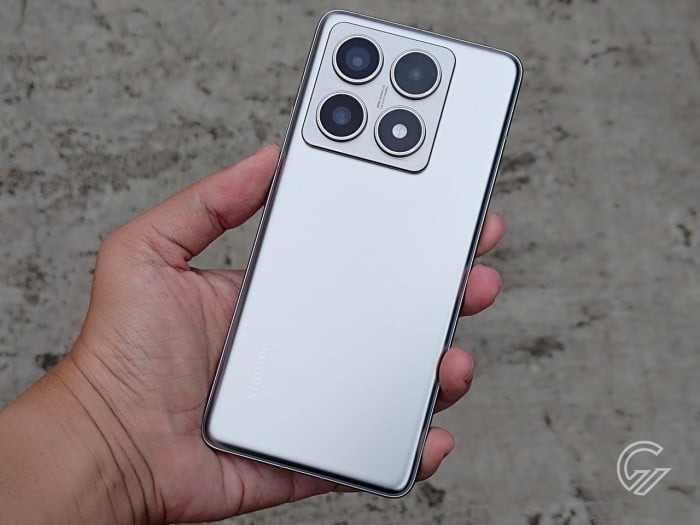 Xiaomi-14T-Pro-DiagonalRight