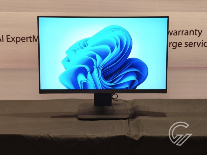 ASUS ExpertCenter P400 depan