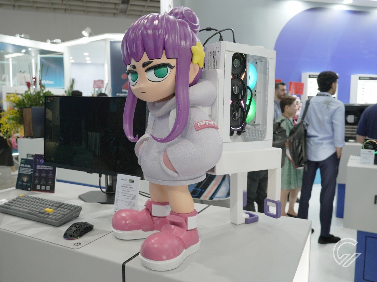 Bukan Cuma RTX 5060 Series, PNY Juga Pamer Case PC Berbentuk Ransel di Computex 2025