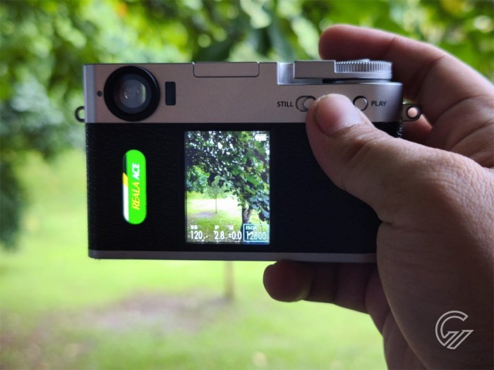 FUJIFILM X half Film Simulation