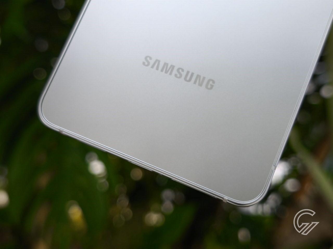 Samsung-Galaxy-S25-Edge-Back-Half-Bottom