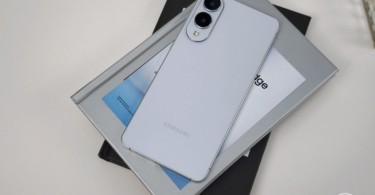 Samsung-Galaxy-S25-Edge-Back-Layoff