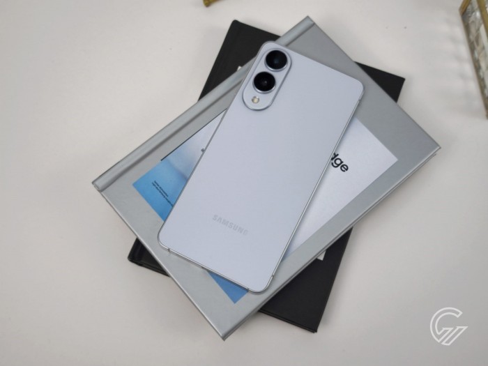 Samsung-Galaxy-S25-Edge-Back-Layoff