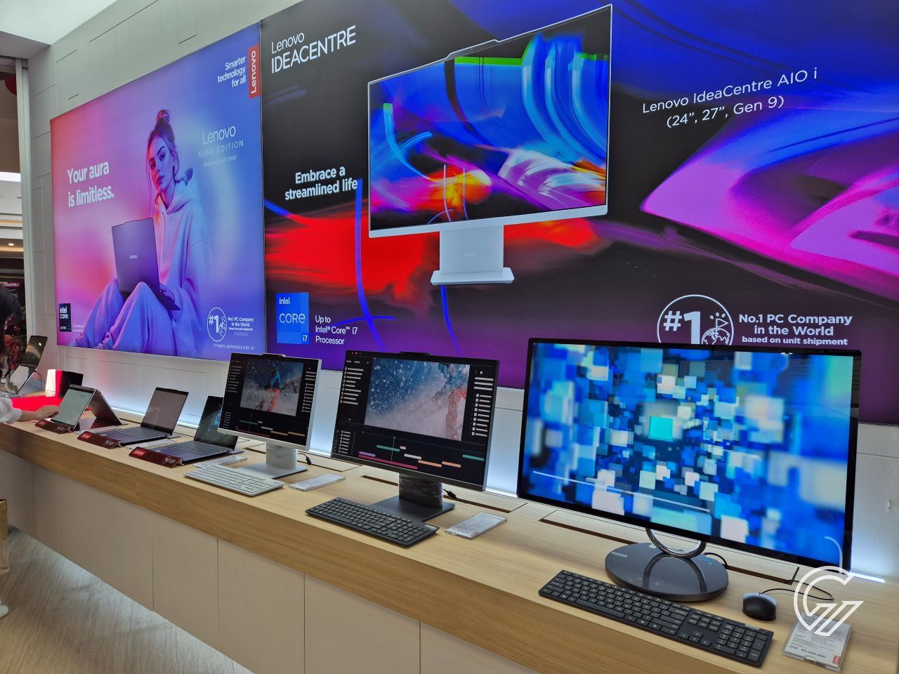 meluncurkan Lenovo Exclusive Store Launching Bintaro 2025 (1)