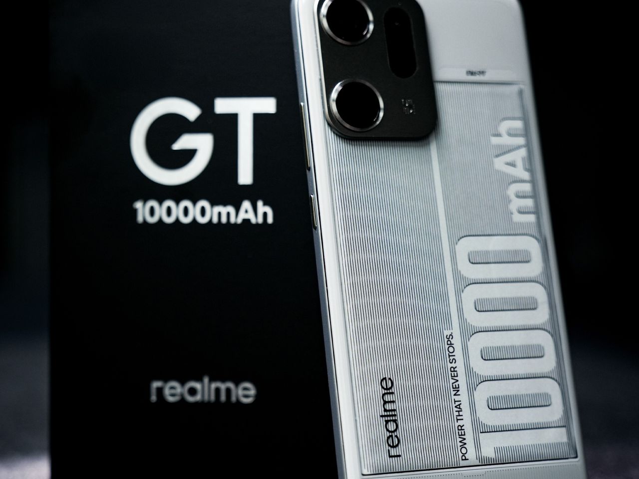 realme 10000mAh Battery Concept Phone