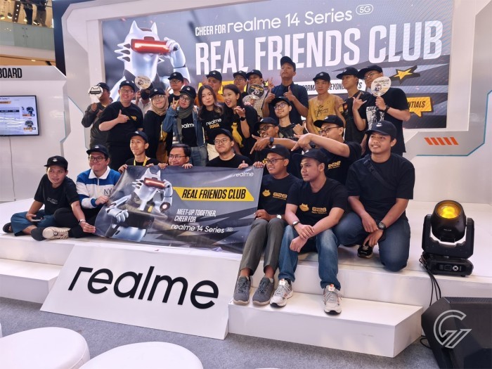 realme Pop up - real friends Club