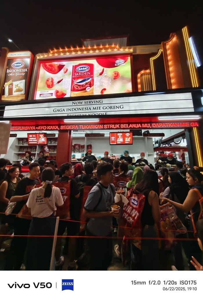 vivo-V50-5G-AreaJakartaFair-2
