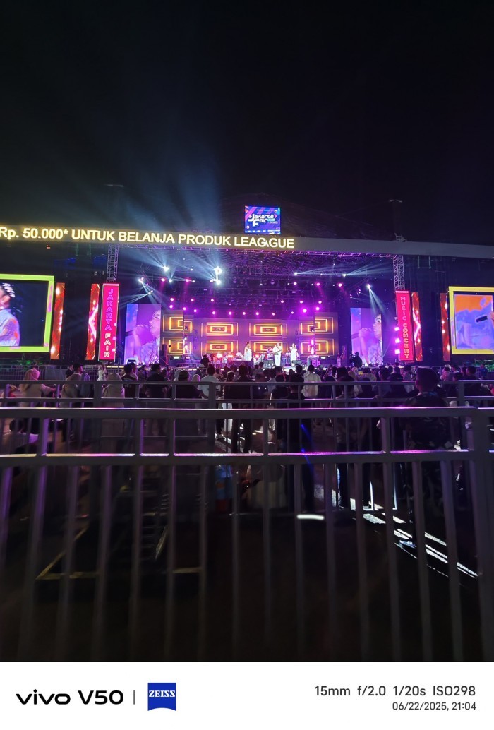 vivo-V50-5G-Konser-Ultrawide