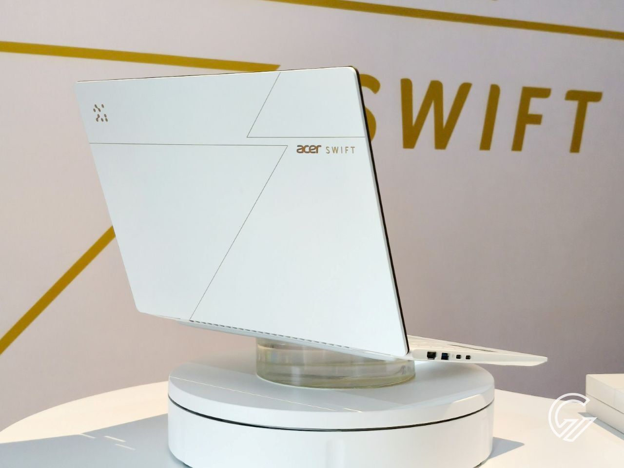 Acer Swift Edge 14 AI Rilis