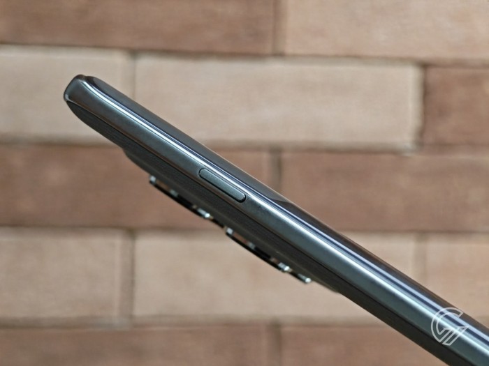 Motorola-Edge-60-Pro-AI-Key