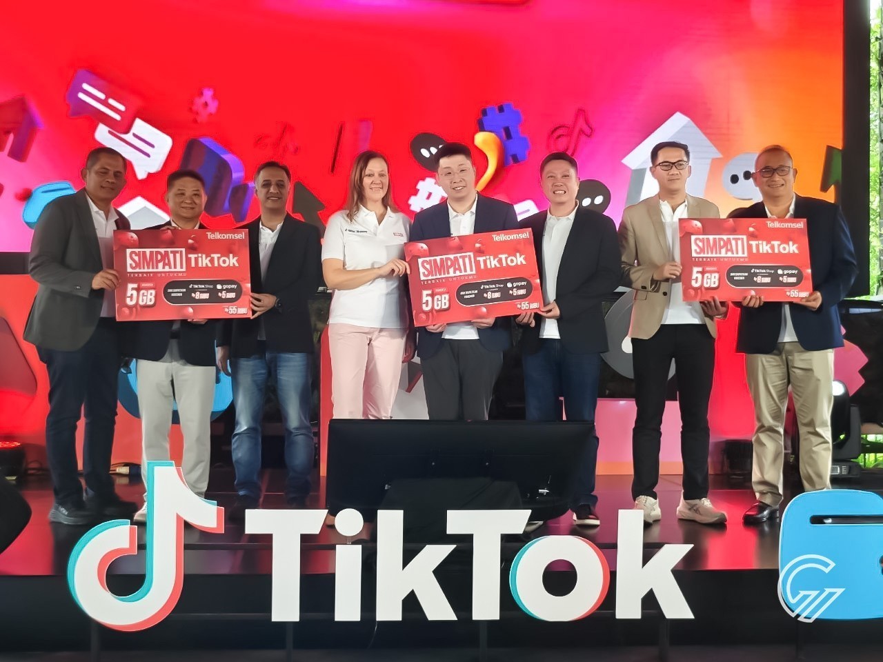 Peluncuran Kartu Perdana Simpati TikTok (2)