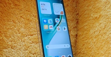 TECNO POVA Curve 5G Display