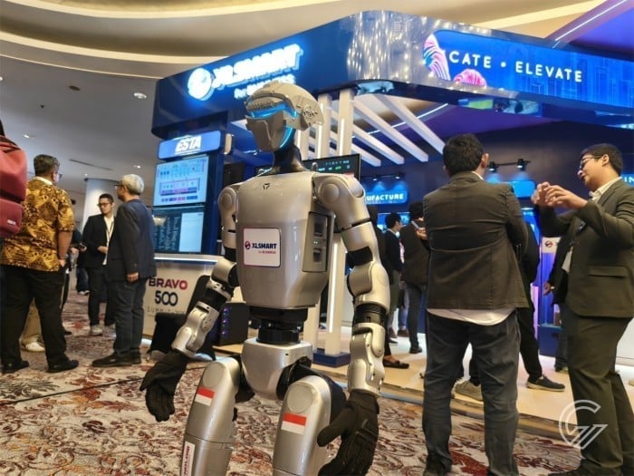 XL SMART BRAVO 500 SUMMIT Robot