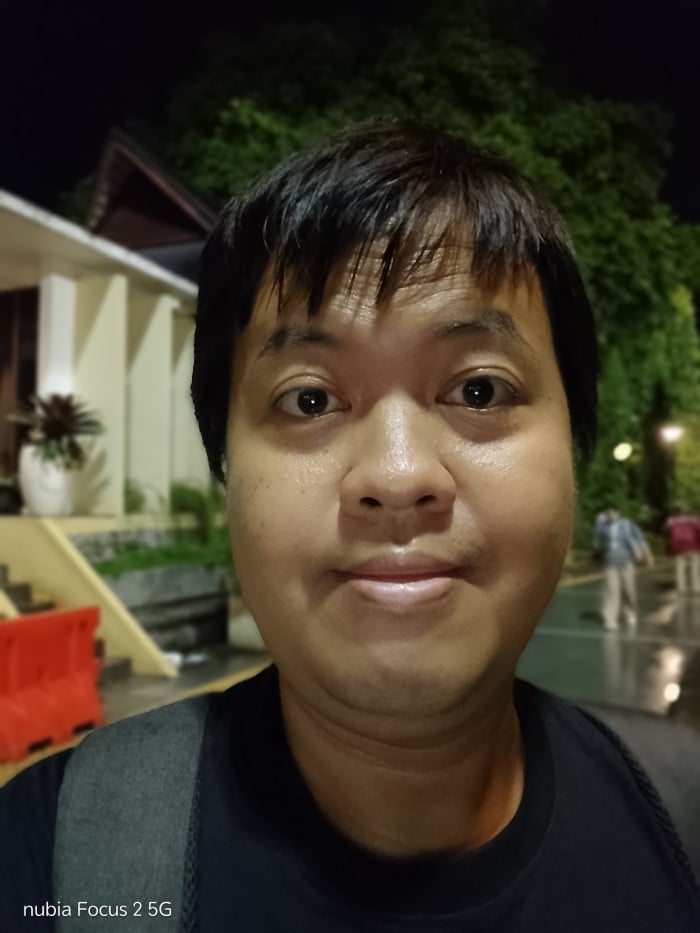 nubia-Focus-2-5G-Agan-Selfie-Malam-Portrait