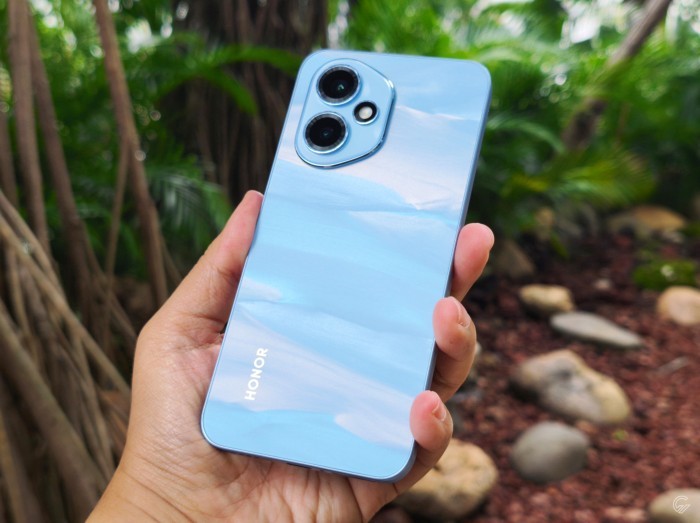 HONOR 400 - Back Diagonal Left
