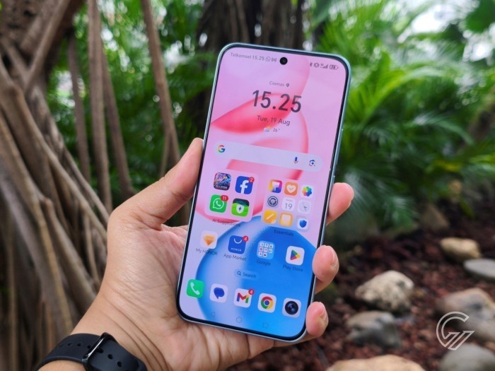 HONOR 400 - Display Diagonal Left