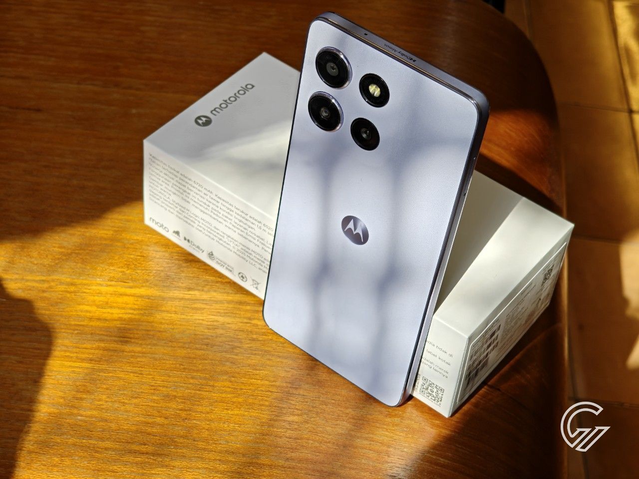 Hands-On Motorola Moto G86 POWER 5G (1)