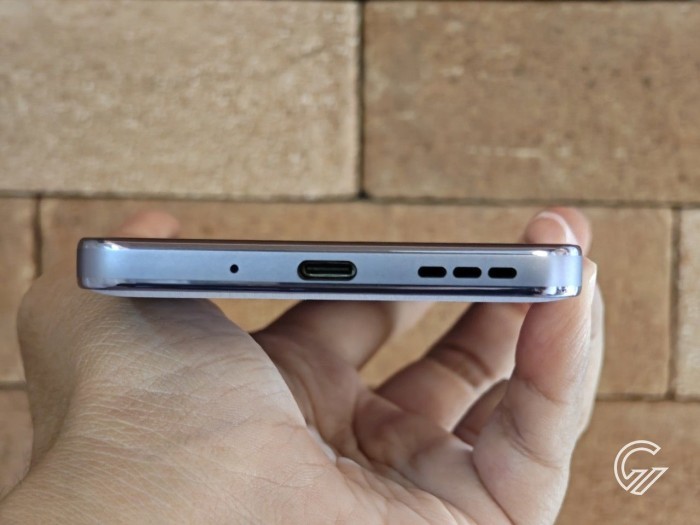 Hands-On Motorola Moto G86 POWER 5G (7)