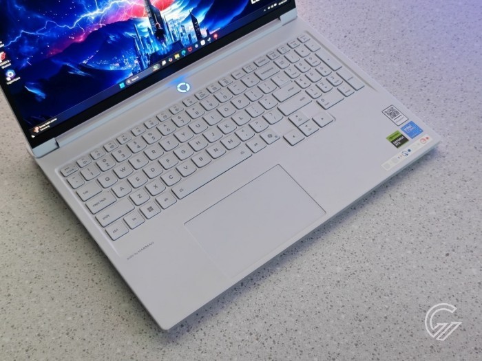Lenovo-Legion-7i-Keyboard-1