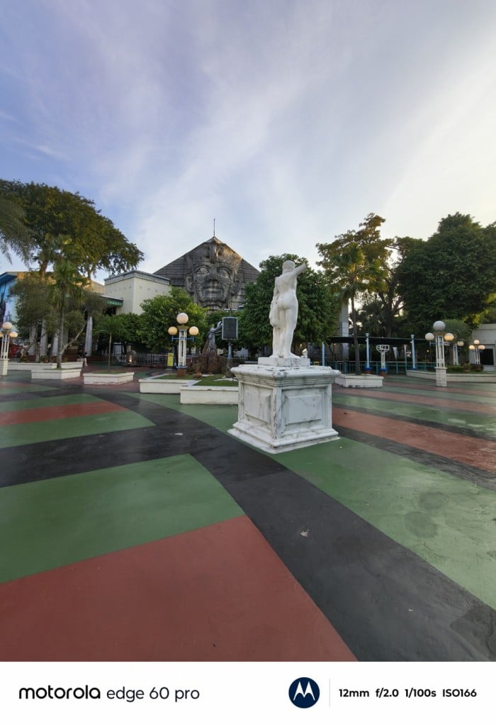 Motorola-Edge-60-Pro-Halilintar-Dufan-Ultrawide