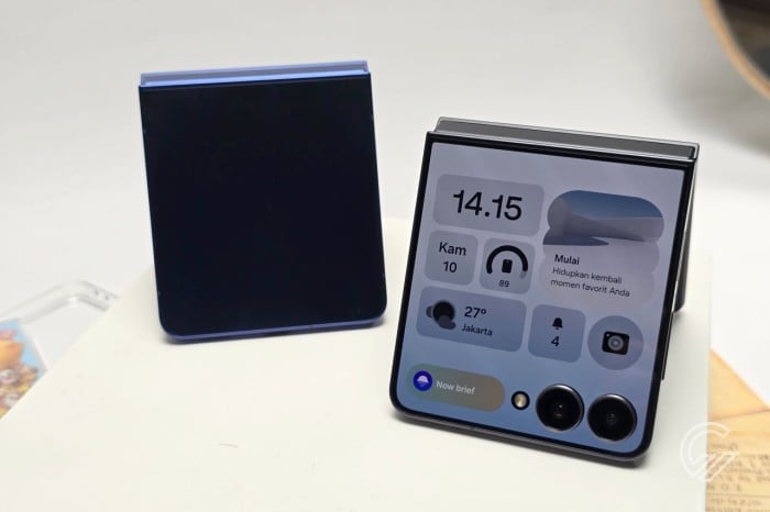 Samsung Galaxy Z Flip7