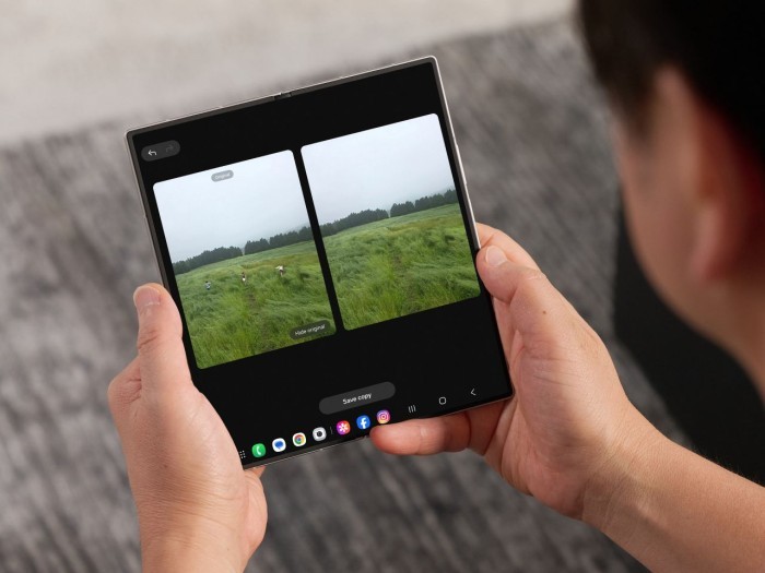 Samsung Galaxy Z Fold7 Split Screen