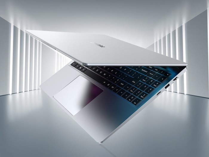 TECNO MEGABOOK K16S