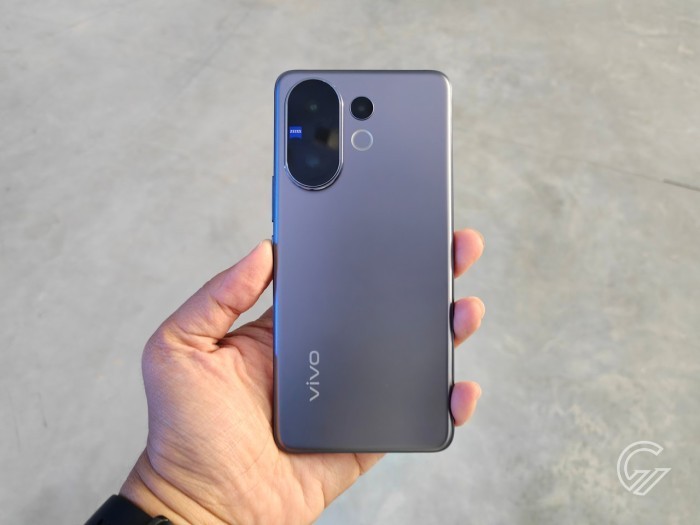 vivo-V60-Gray-Back
