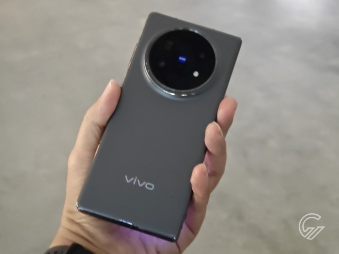 vivo-X-Fold5-Belakang