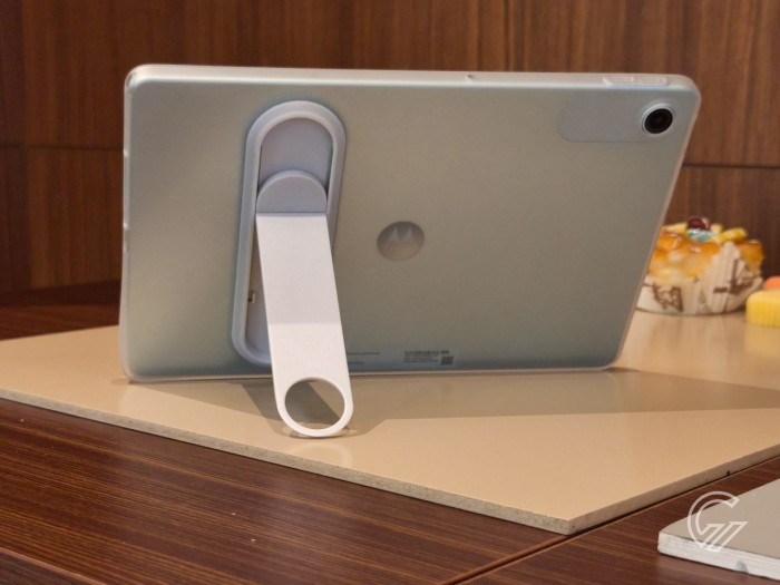 MotoPad-60-Lite-StandCase