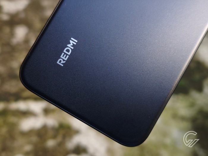 Redmi-15C-Back-Bottom-Half