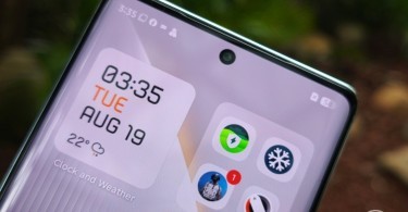 TECNO-POVA-Curve-5G-Top-Half-Display