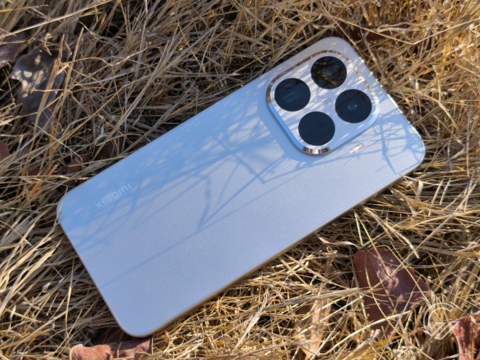 Xiaomi-15T-Pro-Back-Hutan2