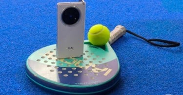 vivo-XFold5-Feature-Padel-Raket