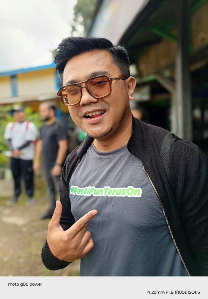 00-moto-g06-Power-Risbay-Portrait