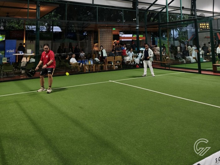 Acer-Swift-Padel-Tanding