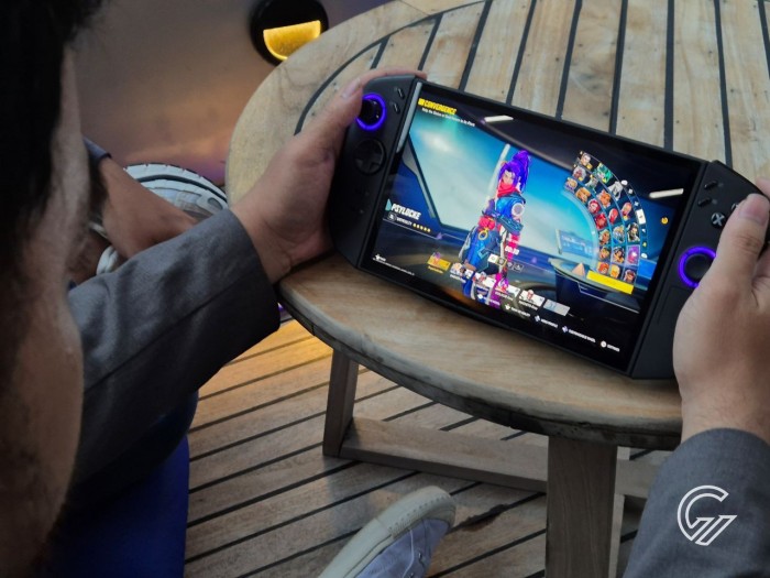 Hands On Lenovo Legion Go 2 (4)